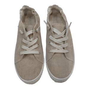 X Madden Girls Tennis shoes Size 8